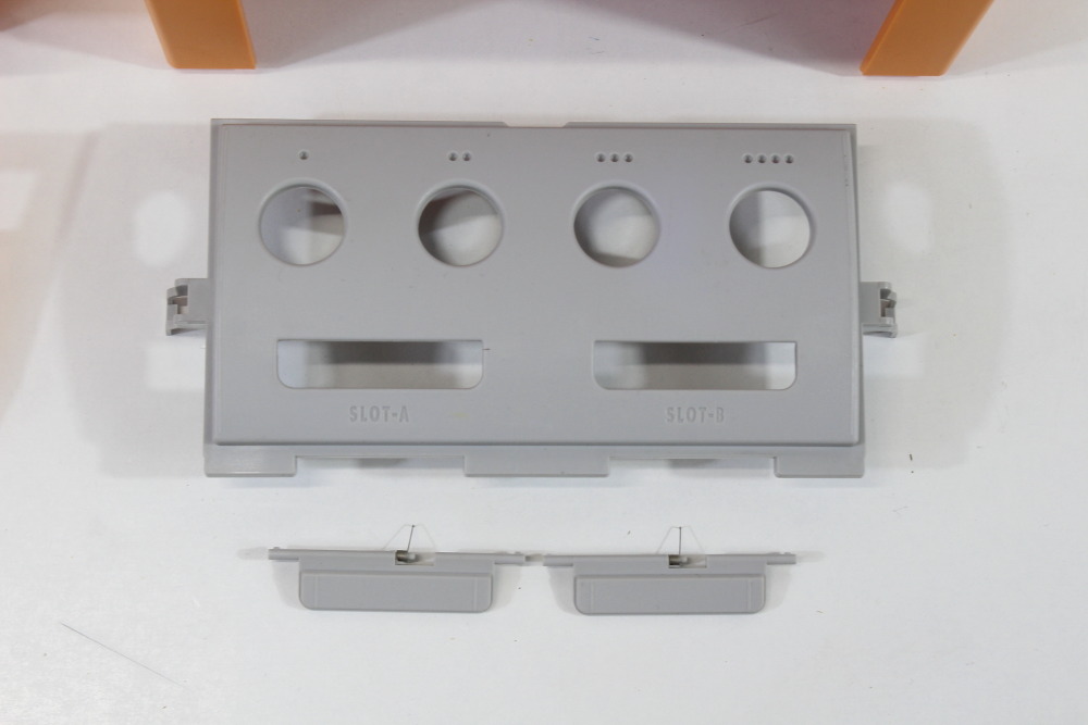Nintendo GameCube OEM Replacement Shell Only Spice Orange DOL-001 (For Parts or Repair) Nintendo GameCube GC