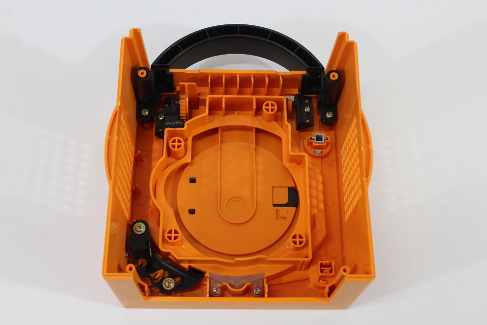 Nintendo GameCube OEM Replacement Shell Only Spice Orange DOL-001 (For Parts or Repair) Nintendo GameCube GC