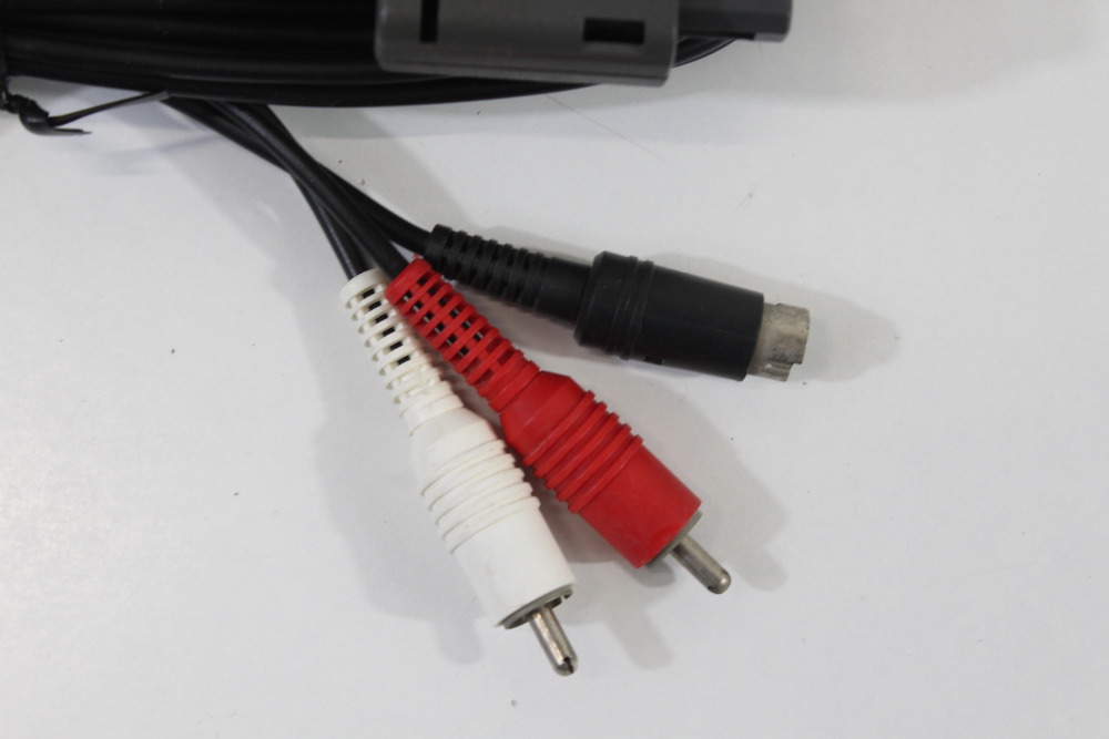 Official Nintendo S-Video Cable OEM Gray Plug for Super Famicom / Nintendo 64 / GameCube SFC (B)