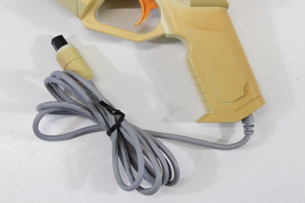 Official Light Gun Controller HKT-7800 (C Discolored Cosmetic Damage) SEGA Dreamcast DC