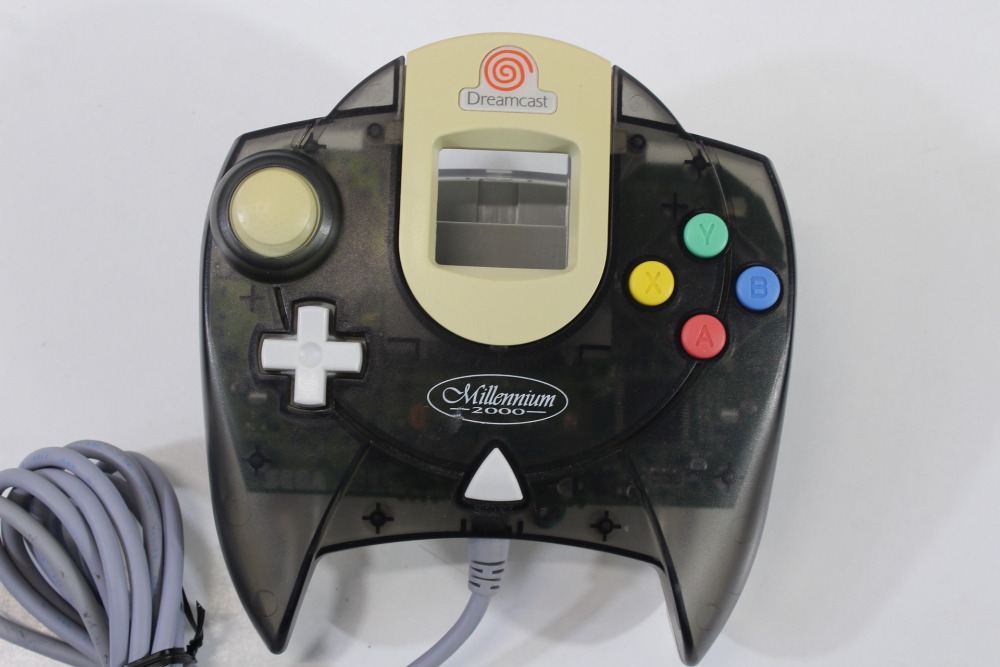 SEGA Dreamcast Controller Pad Clear Black Millennium 2000 Edition HKT-7700 DC (B) SEGA Dreamcast DC