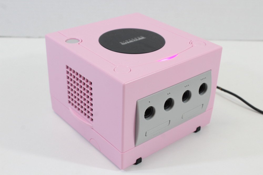 Nintendo GameCube Pastel Pink Console & Controller AC Adapter AV Cable Memory Card GC Play US Region Games (B)