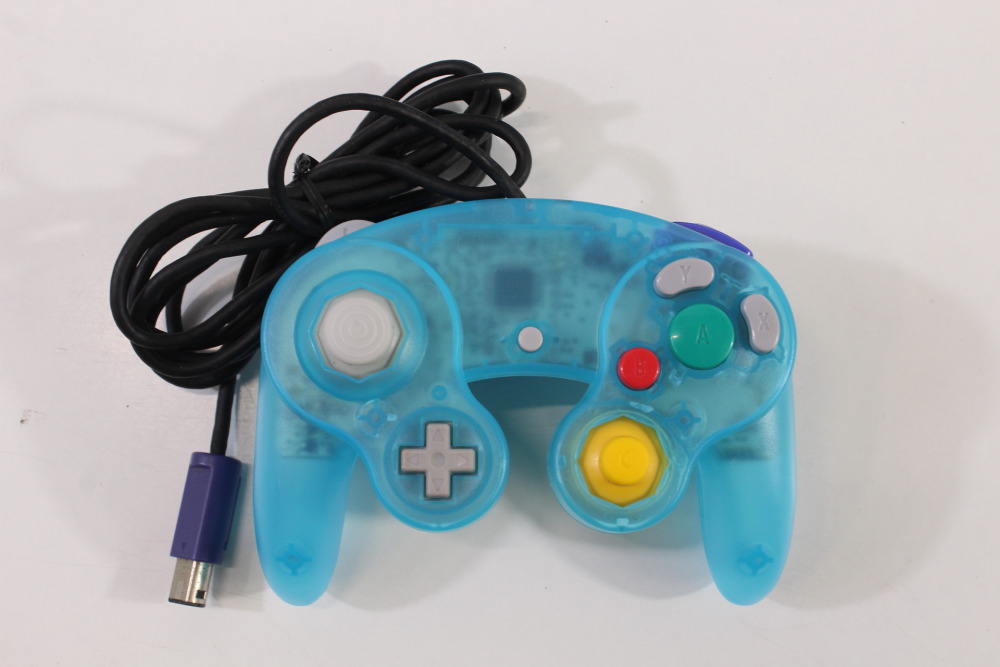 Nintendo GameCube Clear Ice Blue Console & Controller AC Adapter AV Cable Memory Card GC Play US Region Games (B)