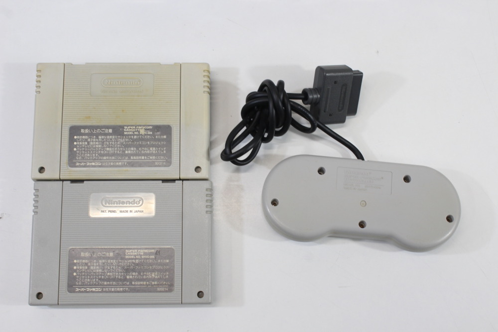 Super Nintendo Console Transparent Crystal Clear AC AV Super Famicom Conversion Plays NTSC-U/C & NTSC-J & Controller x1 Game x2 (A) Super Nintendo SNES Super Famicom SFC