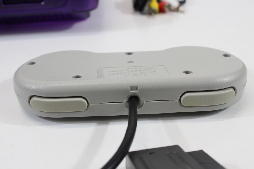 Super Famicom Console Transparent Clear Purple AC AV NTSC-J / NTSC-U/C Red LED & Controller x1 Game x2 (A) Super Nintendo SNES Super Famicom SFC