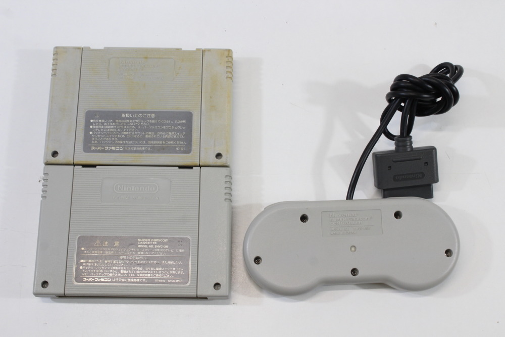 Super Famicom Console Transparent Clear White AC AV NTSC-J / NTSC-U/C Red LED & Controller x1 Game x2 (A) Super Nintendo SNES Super Famicom SFC