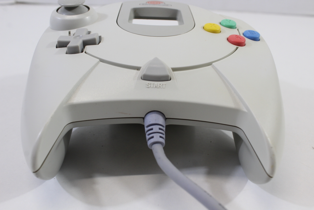 SEGA Dreamcast Controller Pad White HKT-7700 DC (A) SEGA Dreamcast DC