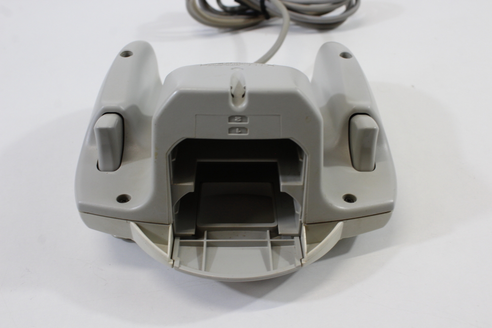 SEGA Dreamcast Controller Pad White HKT-7700 DC (B) SEGA Dreamcast DC