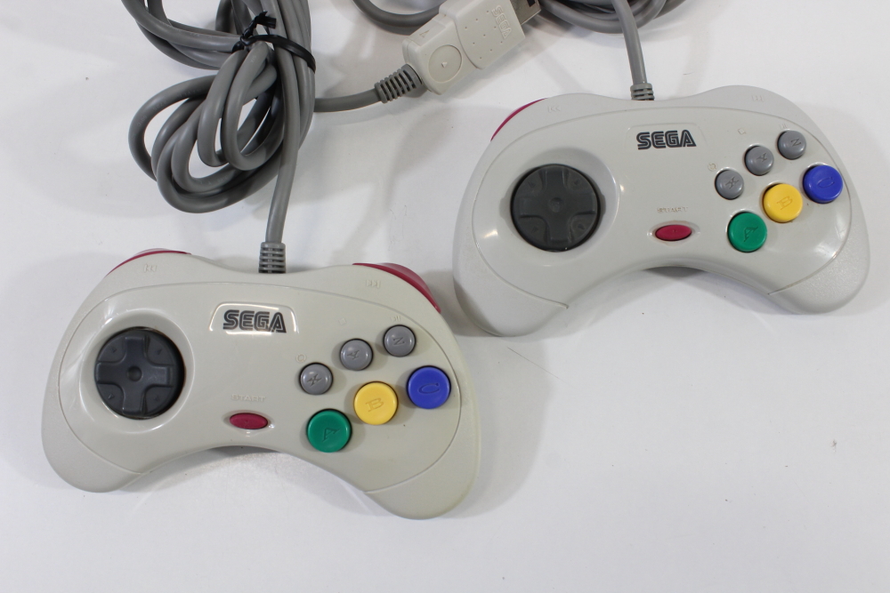 Lot of 2 Official Sega Saturn White Controllers HSS-0101 (C) SEGA Saturn SS