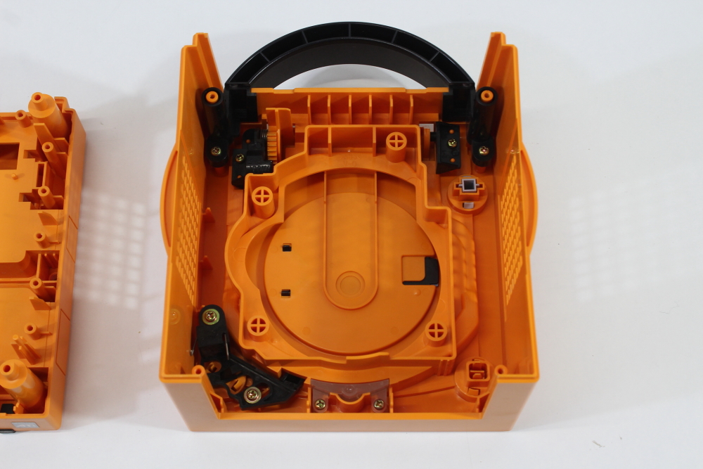 Nintendo GameCube OEM Replacement Shell Only Spice Orange DOL-001 (For Parts or Repair) Nintendo GameCube GC