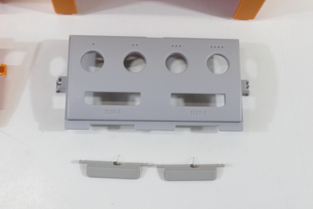 Nintendo GameCube OEM Replacement Shell Only Spice Orange DOL-001 (For Parts or Repair) Nintendo GameCube GC