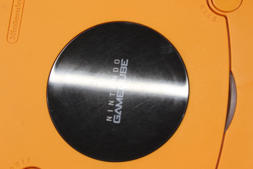 Nintendo GameCube OEM Replacement Shell Only Spice Orange DOL-001 (For Parts or Repair) Nintendo GameCube GC