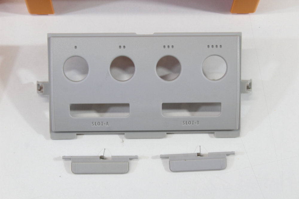 Nintendo GameCube OEM Replacement Shell Only Spice Orange DOL-001 (For Parts or Repair) Nintendo GameCube GC