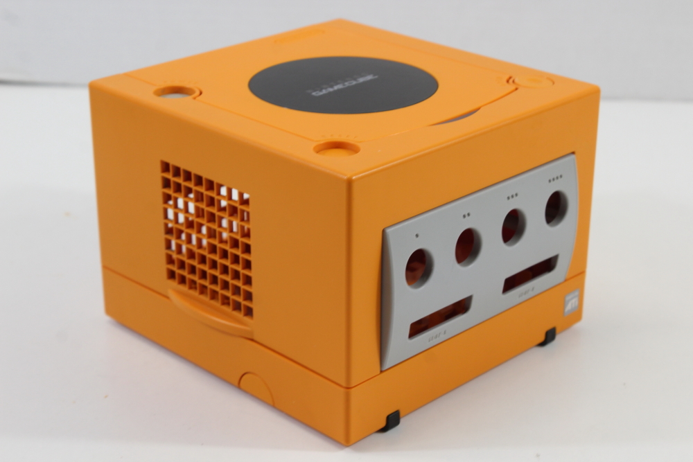 Nintendo GameCube OEM Replacement Shell Only Spice Orange DOL-001 (For Parts or Repair) Nintendo GameCube GC