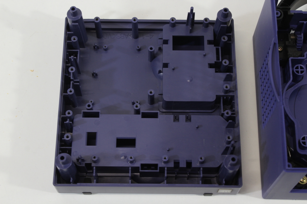 Nintendo GameCube OEM Replacement Shell Only Indigo Purple DOL-001 (For Parts or Repair) Nintendo GameCube GC