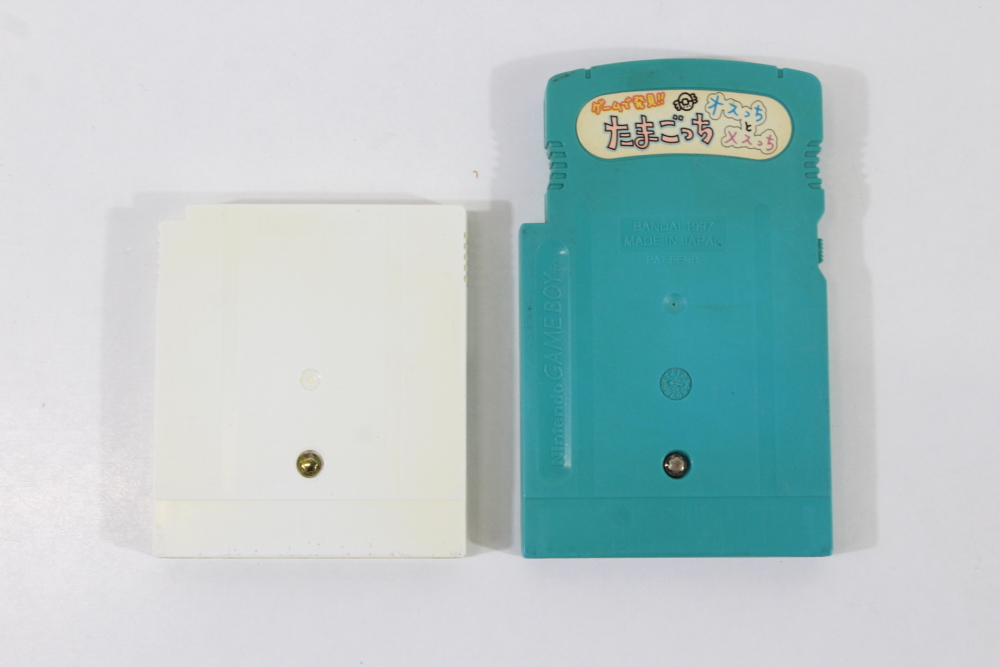 Lot of 2 Tamagotchi Game de Hakken!! 1 + Osucchi to Mesucchi (B) Nintendo GameBoy GB