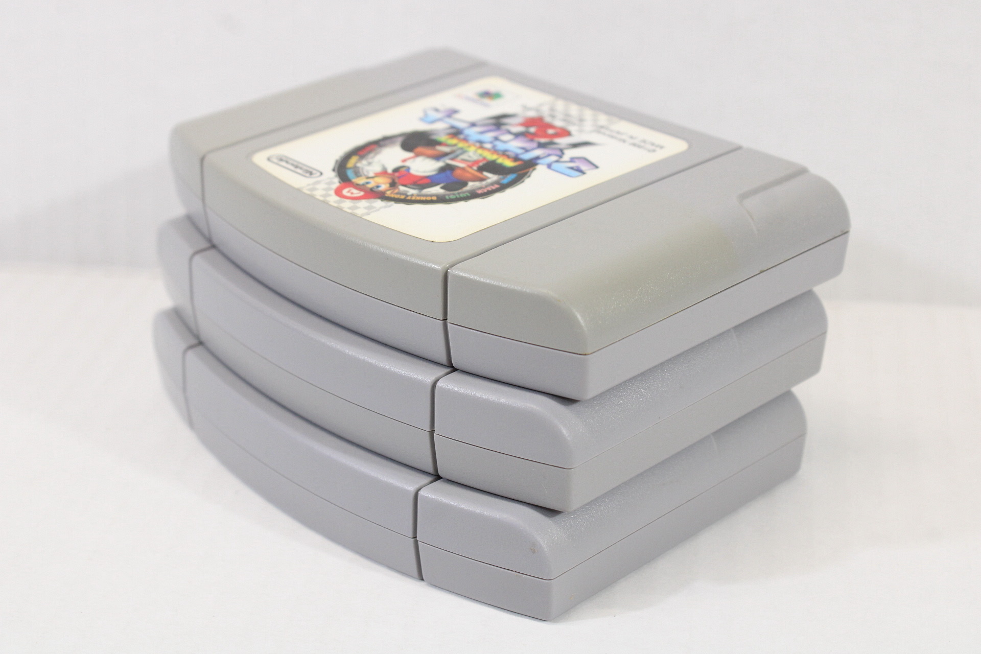 Lot of 3 Mario Kart 64 Banjo Kazooie Tamagotchi (B) Nintendo 64 N64
