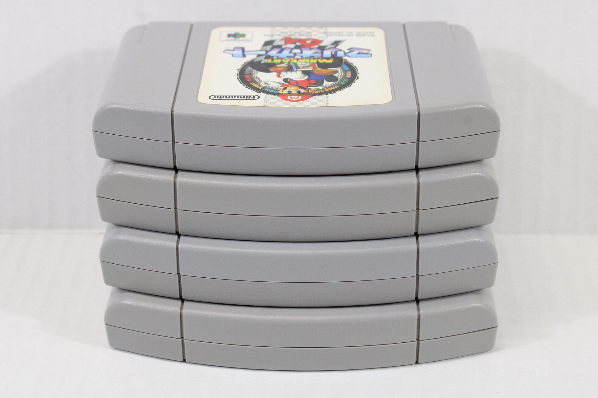 Lot of 4 Mario Kart 64 Pokemon Snap Tamagotchi Pokemon Stadium Gold Silver (B) Nintendo 64 N64