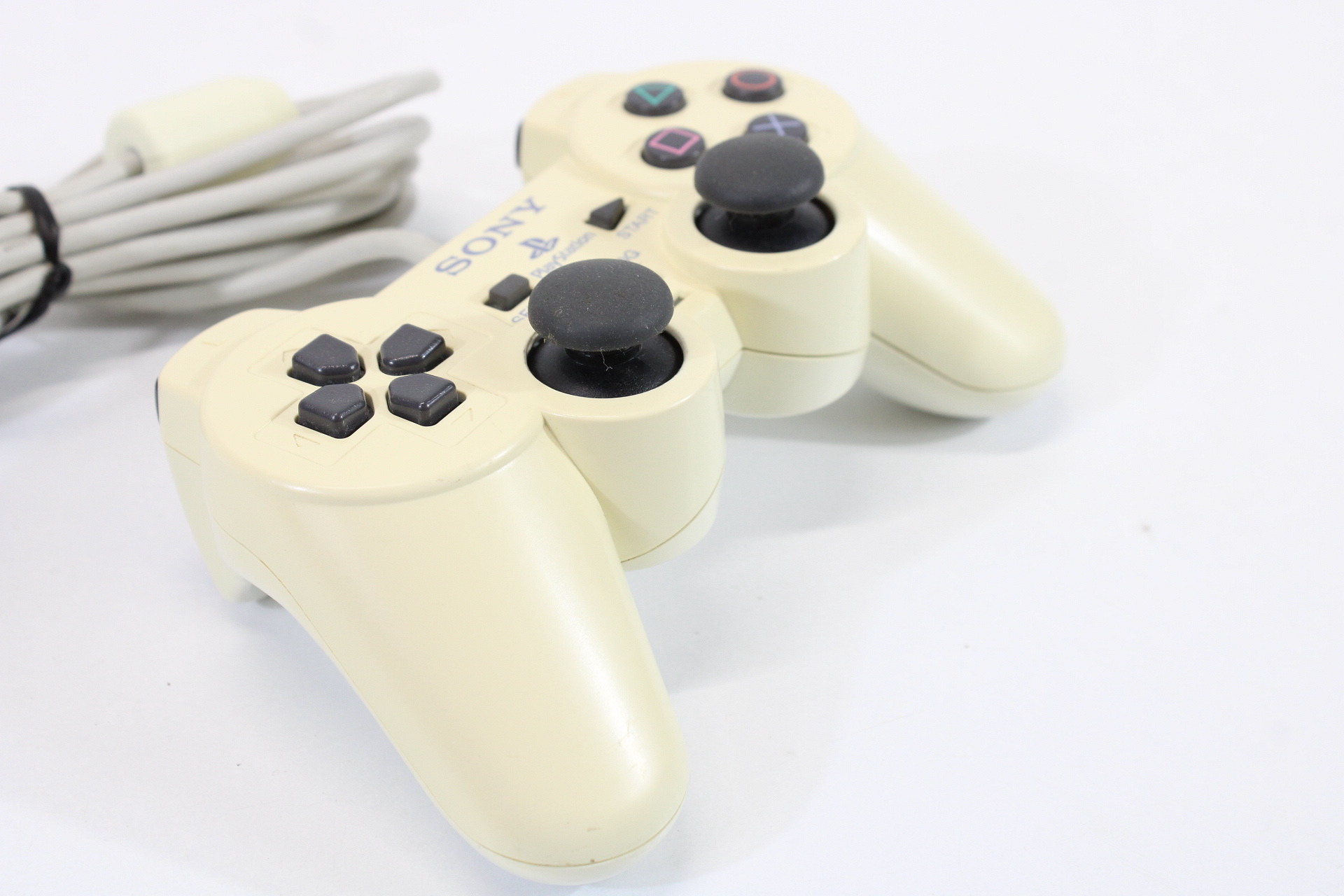 Official Sony PlayStation Dualshock 2 Ceramic White Controller Pad Discolored SCPH-10010 OEM (B)