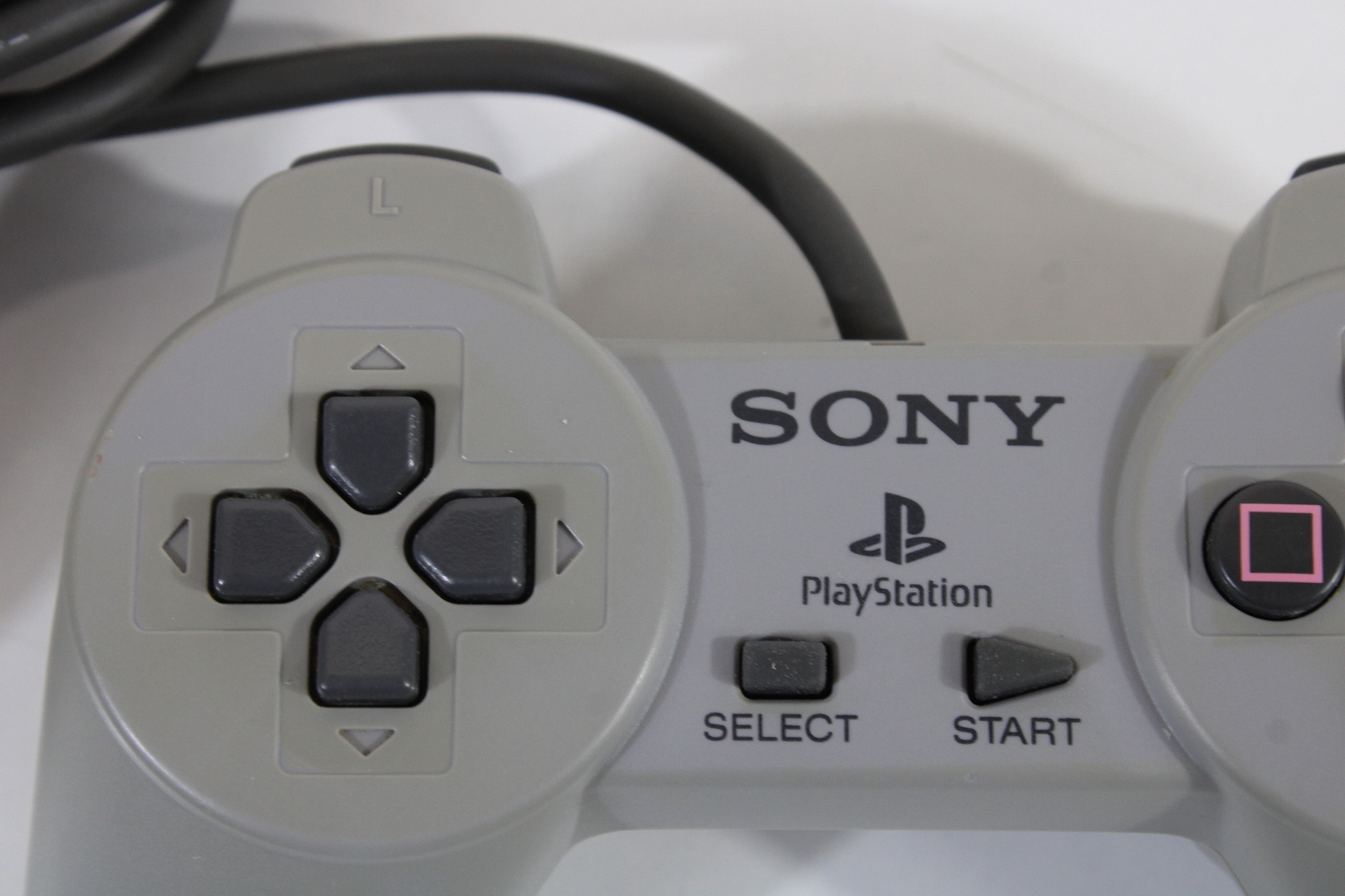 Official Sony PlayStation Controller Pad Gray SCPH-1010 OEM (B)