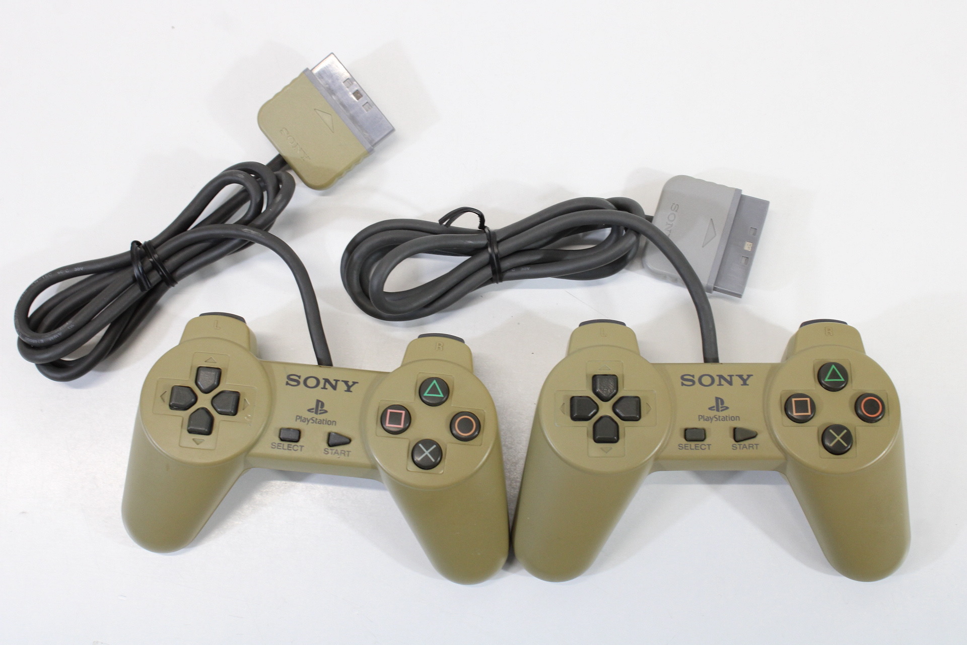 Official Sony PlayStation Controller Pad Gray SCPH-1010 Discolored OEM (B)