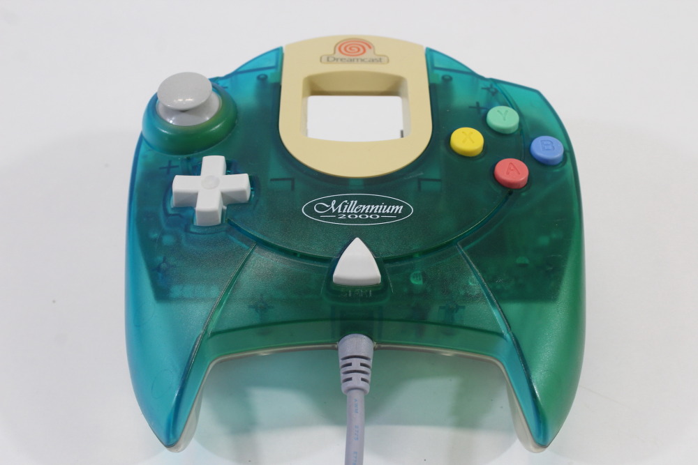 SEGA Dreamcast Controller Pad Limited Clear Aqua Blue HKT-7700 (C Discolored) SEGA Dreamcast DC