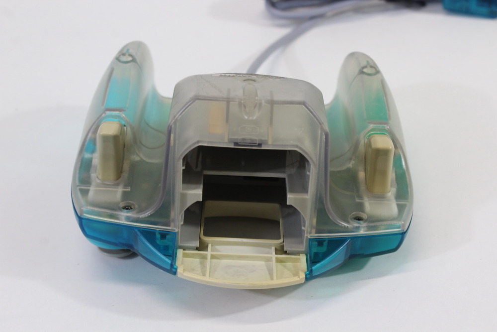 SEGA Dreamcast Controller Pad Limited Clear Aqua Blue HKT-7700 (C Discolored) SEGA Dreamcast DC
