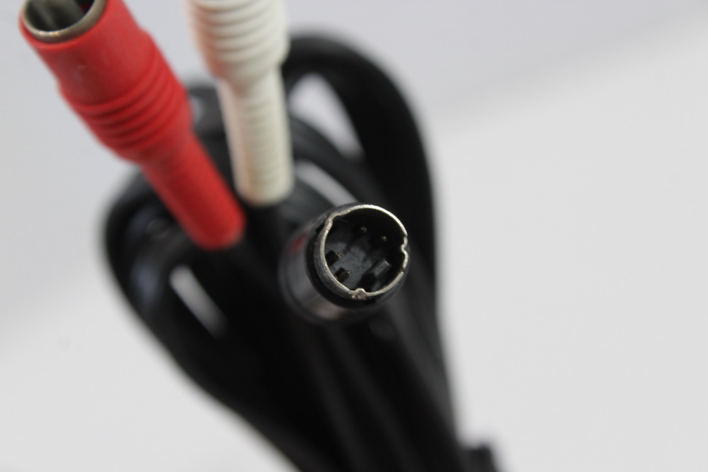 Official Nintendo S-Video Cable OEM Gray Plug for Super Famicom / Nintendo 64 / GameCube SFC (B)
