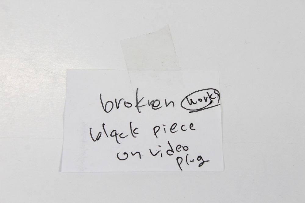 Official Nintendo S-Video Cable OEM Gray Plug for Super Famicom / Nintendo 64 / GameCube SFC (C Works but with broken piece)