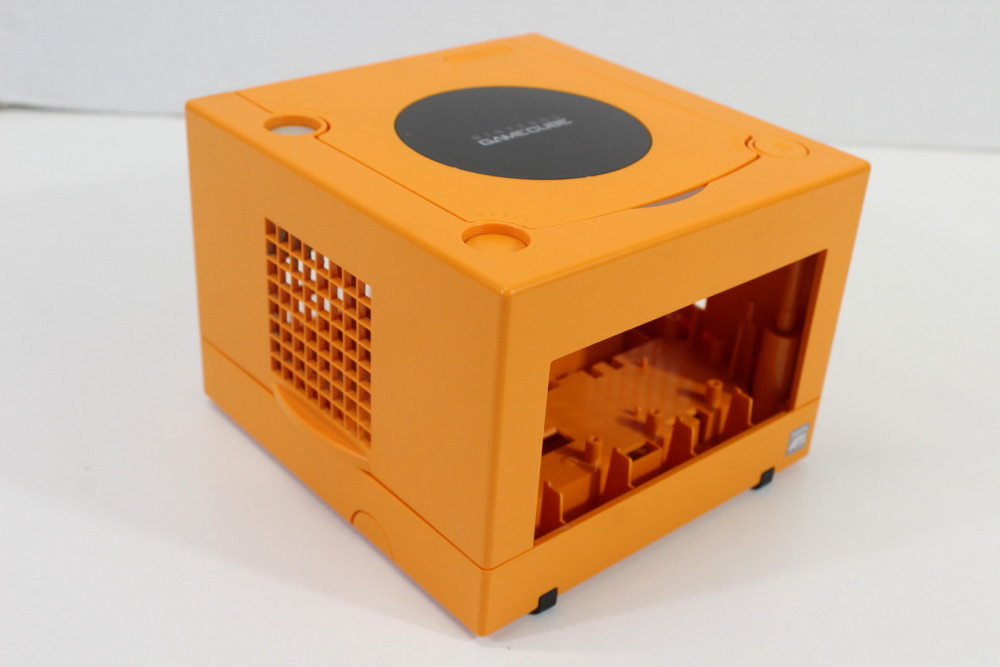 Nintendo GameCube OEM Replacement Shell Only Spice Orange DOL-001 (For Parts or Repair) Nintendo GameCube GC