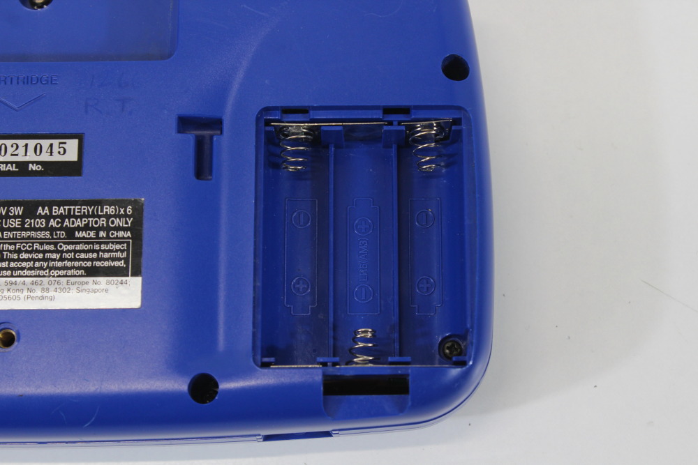 SEGA Game Gear Blue Console (NOT WORKING For Parts or Repair) SEGA Game Gear GG