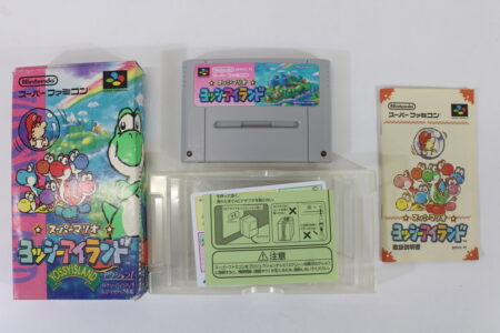 Yoshi's Island Boxed W/ Manual (B) Super Famicom SFC