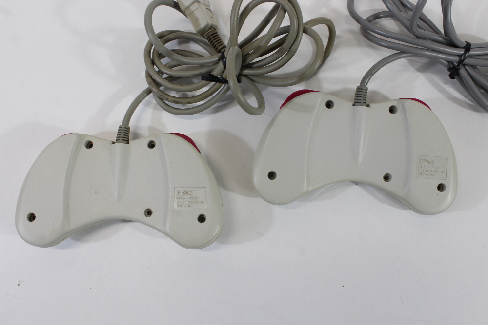 Lot of 2 Official Sega Saturn White Controllers HSS-0101 (C) SEGA Saturn SS