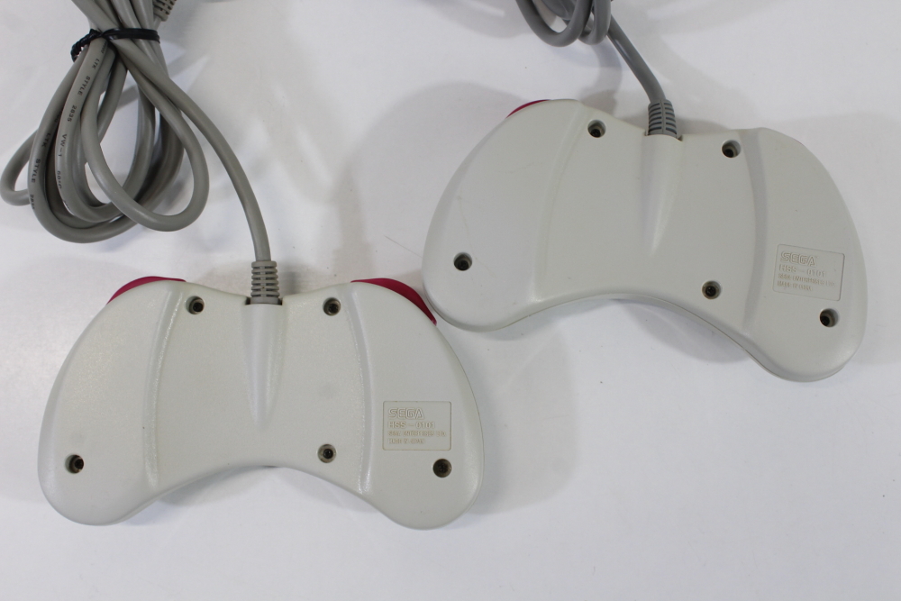 Lot of 2 Official Sega Saturn White Controllers HSS-0101 (C) SEGA Saturn SS