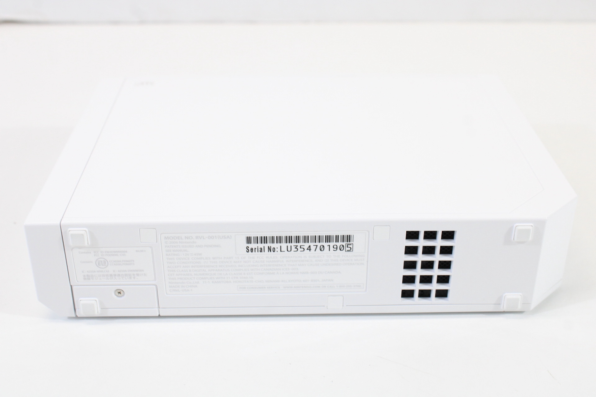 North American Nintendo Wii White Console Boxed 3 Games Controller Cables RVL-001(USA) (B)