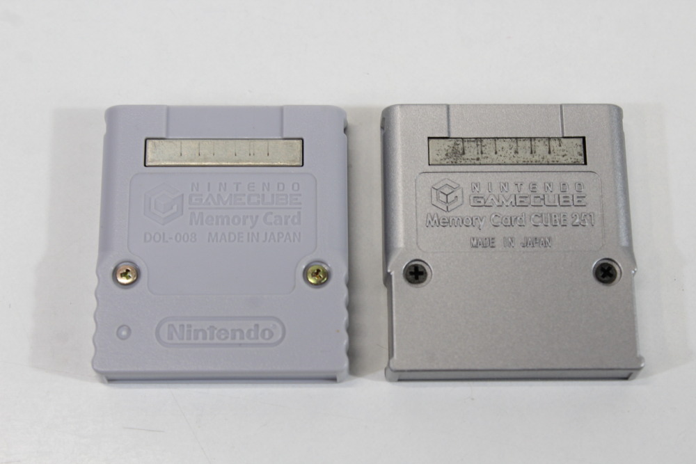 Lot of 2 Official Nintendo GameCube Memory Card 59 Blocks OEM DOL-008 & Hori 251 Block (B)