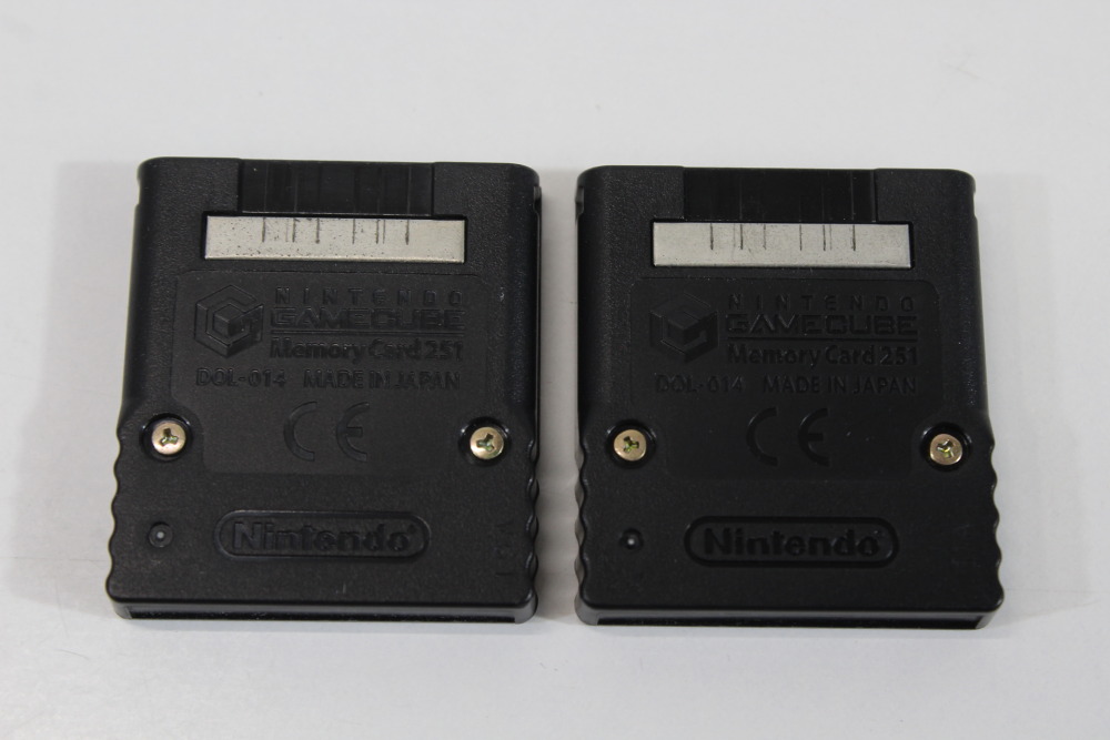 Lot of 2 Official Nintendo GameCube Black Memory Card 251 Blocks OEM DOL-014 (A)