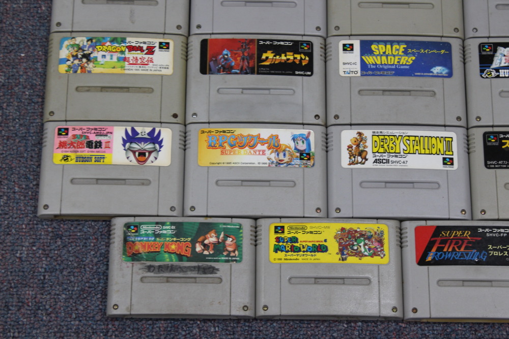 Wholesale Lot of 24 Nintendo Super Famicom Games SFC (Untested / Uncleaned)