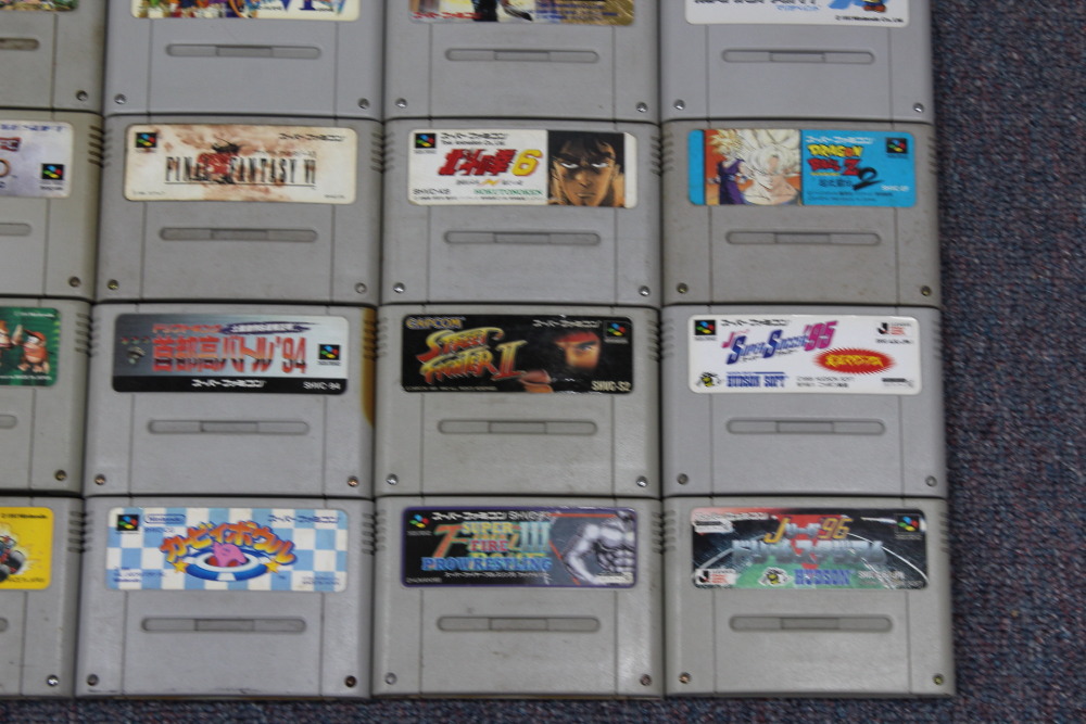Wholesale Lot of 25 Nintendo Super Famicom Games SFC (Untested / Uncleaned)