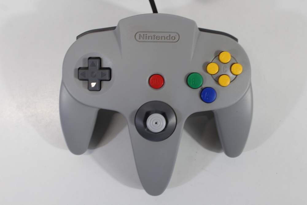 Official Nintendo 64 Controller Gray 8/10 Tight OEM Stick N64 (B)