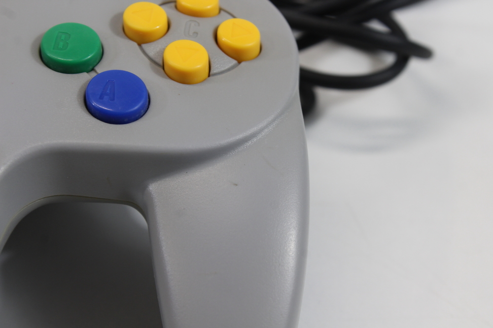 Official Nintendo 64 Controller Gray 8/10 Tight OEM Stick N64 (B)