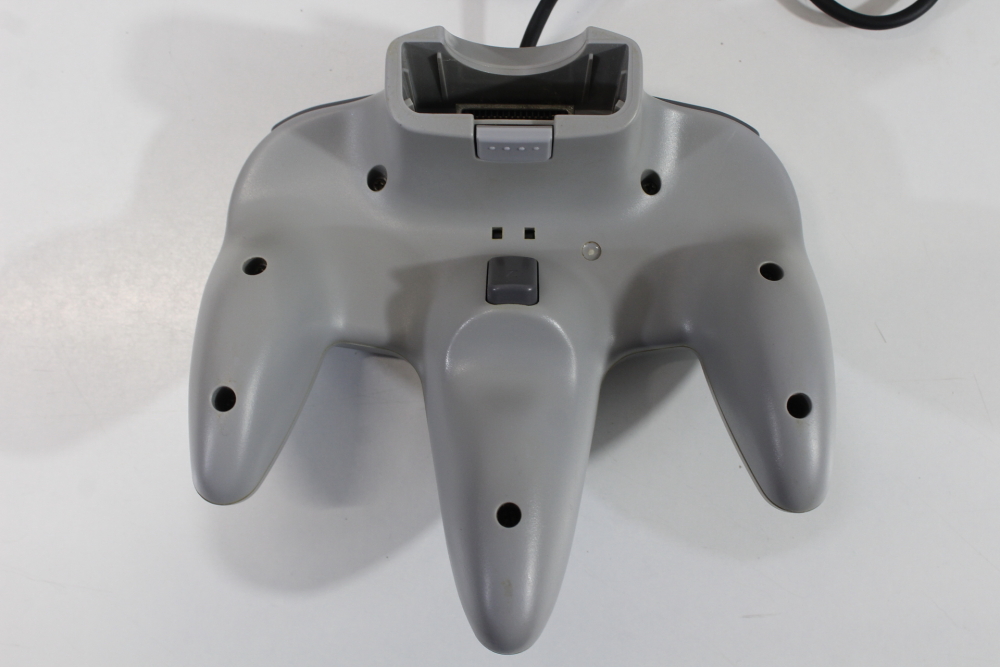 Official Nintendo 64 Controller Gray 8/10 Tight OEM Stick N64 (B)