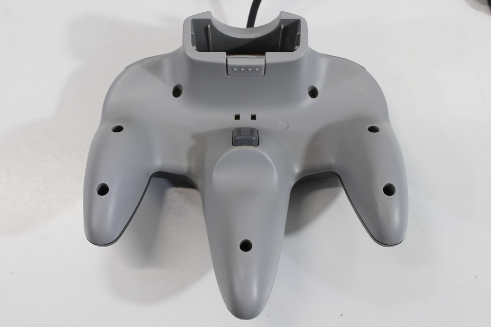 Official Nintendo 64 Controller Black x Gray 7/10 Tight Stick (B) Nintendo 64 N64
