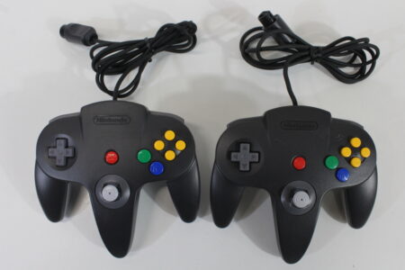 Lot of 2 Official Nintendo 64 Controller Black x Gray Back 9/10 Tight Stick N64 (B)