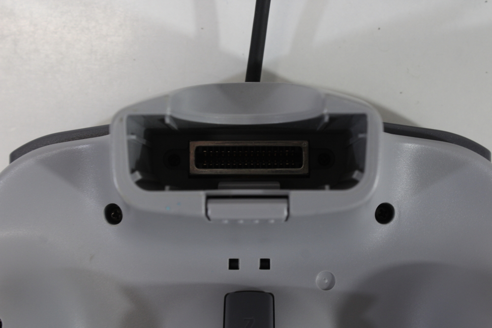 Lot of 2 Official Nintendo 64 Controller Black x Gray Back 9/10 Tight Stick N64 (B)