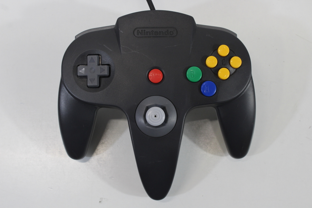 Lot of 2 Official Nintendo 64 Controller Black x Gray Back 8/10 Tight Stick N64 (B)