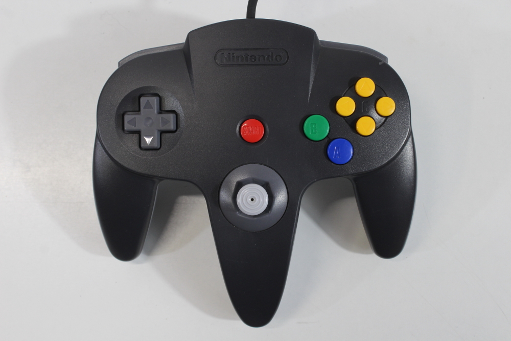 Lot of 2 Official Nintendo 64 Controller Black x Gray Back 8/10 Tight Stick N64 (B)