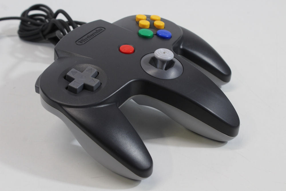 Lot of 2 Official Nintendo 64 Controller Black x Gray Back 8/10 Tight Stick N64 (B)
