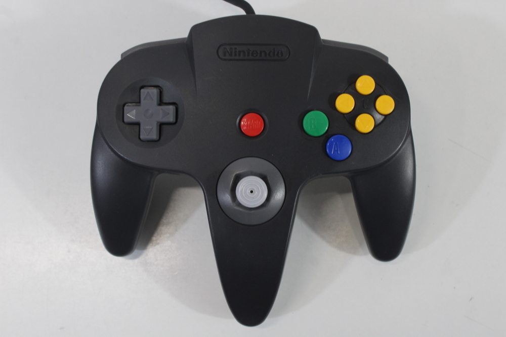 Lot of 2 Official Nintendo 64 Controller Black x Gray Back 7/10 Tight Stick N64 (B)
