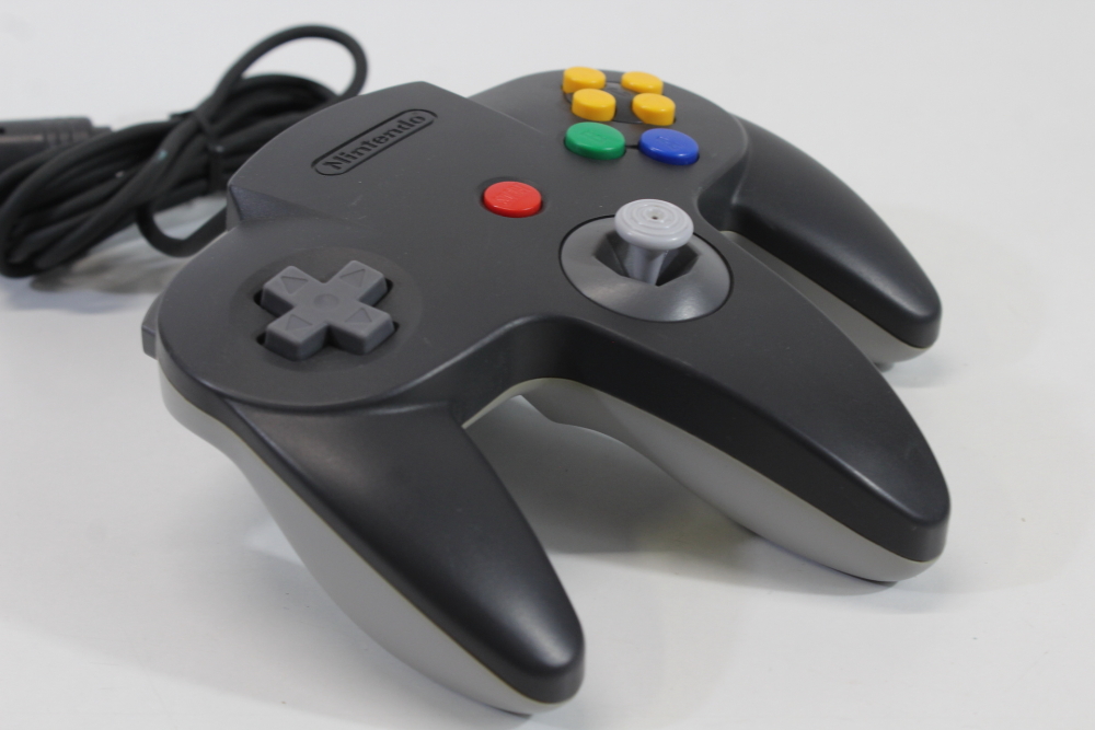 Lot of 2 Official Nintendo 64 Controller Black x Gray Back 7/10 Tight Stick N64 (B)